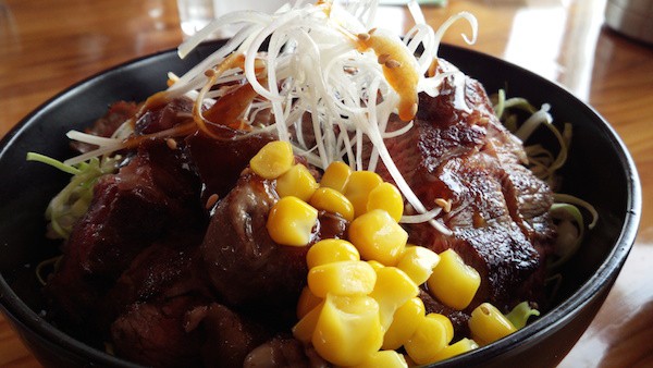 豊西牛のステーキ丼